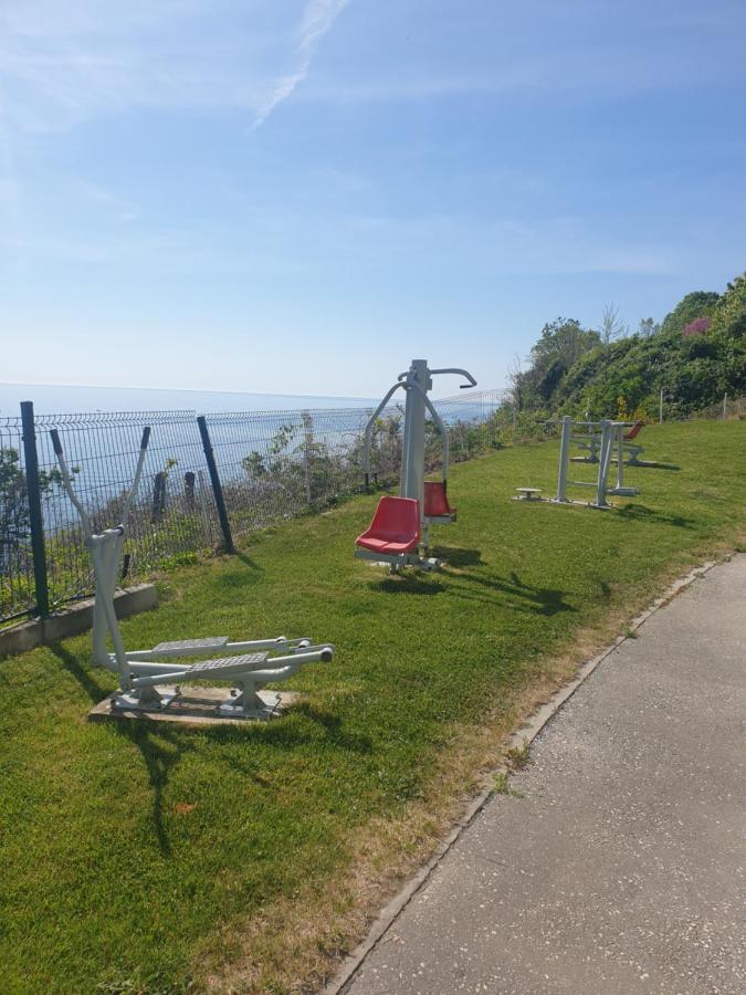 Studio Silver Terace With Sea View For 4 Person Byala  Eksteriør billede