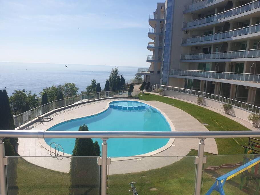 Studio Silver Terace With Sea View For 4 Person Byala  Eksteriør billede